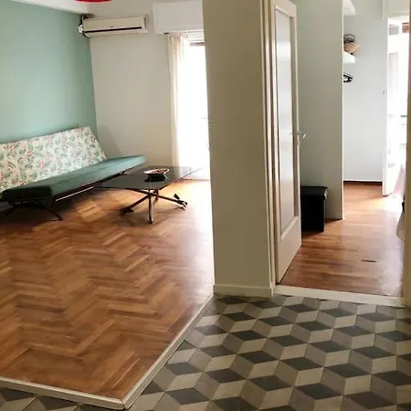 5th Floor Bright Flat At Bohemian Exarcheia Apartment *
